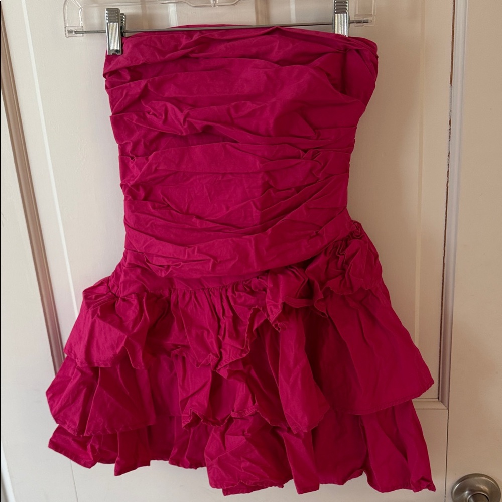 Strapless Ruffled mini dress - Hot Pink